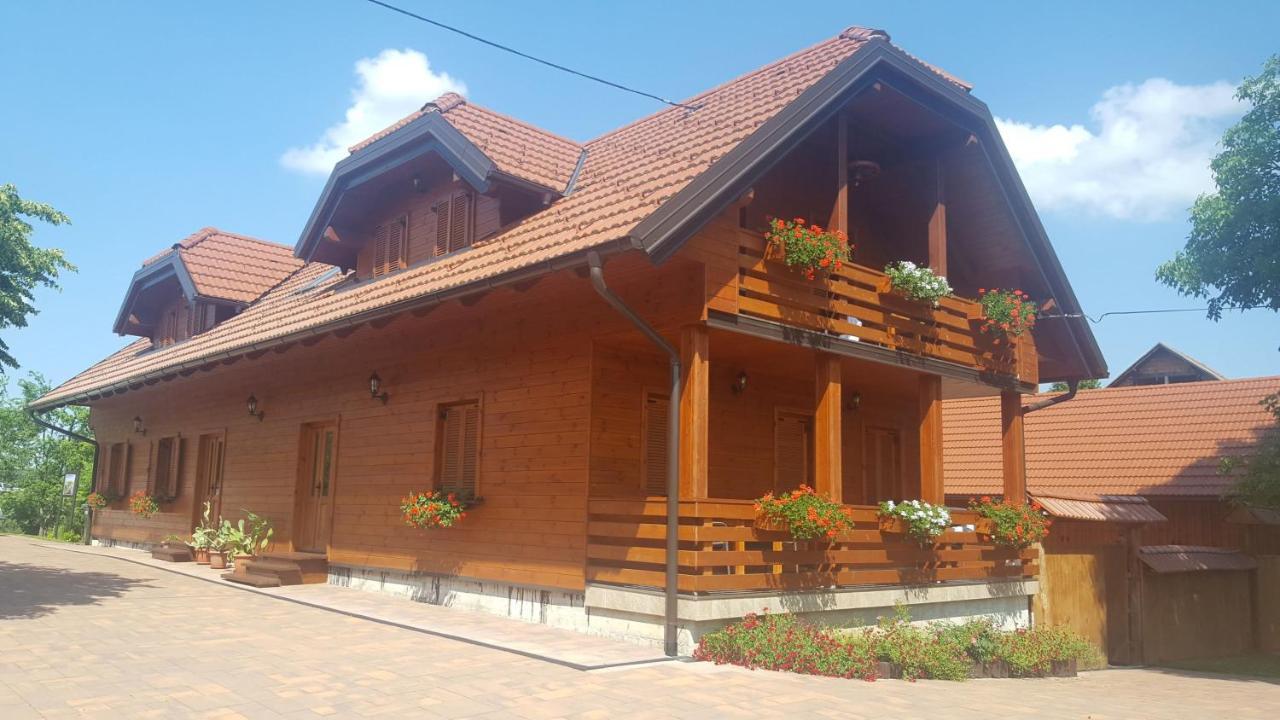 Guest Accommodation Marko Kesic Grabovac  Exterior foto
